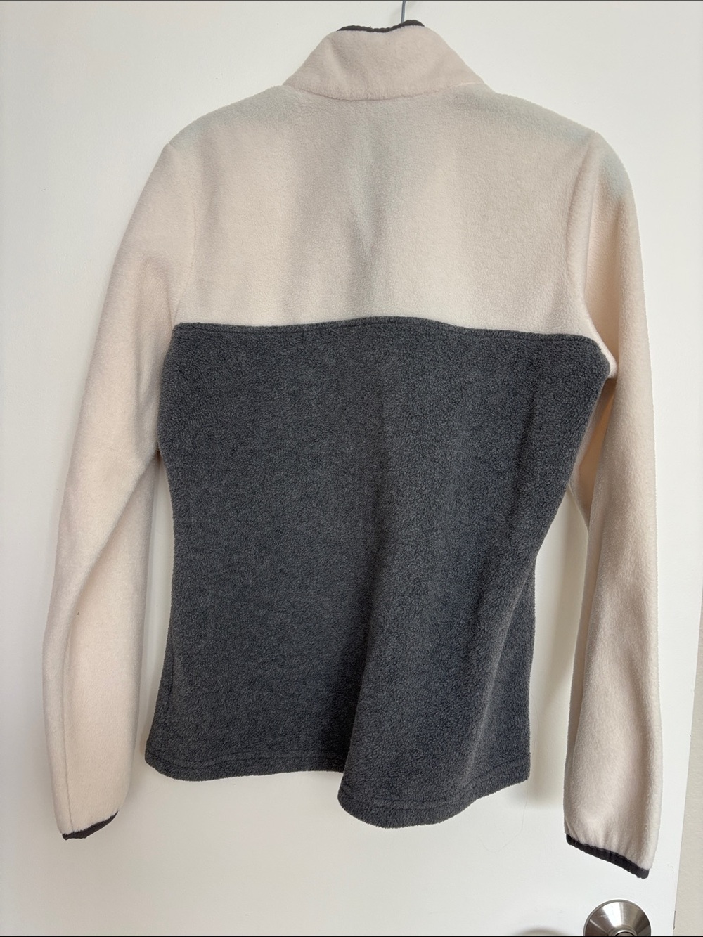 Columbia Two-Tone Snap Pullover - Cream & Gray - Picture 3 of 3